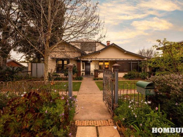 Rural Living. River Frontage. Right in the Heart of Tanunda