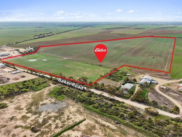 Rural Opportunity on the Edge of Town