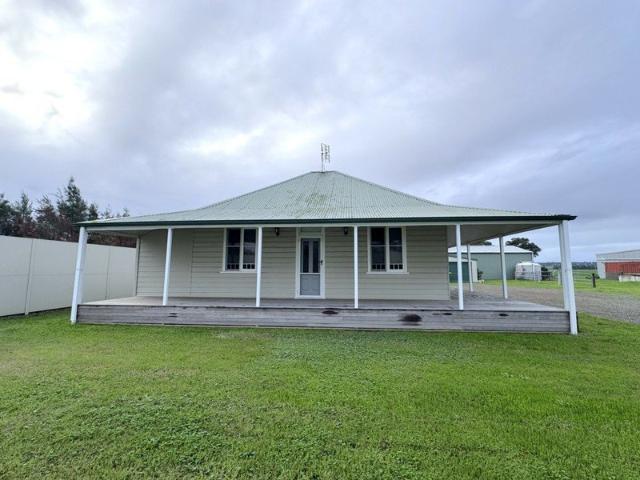 Rural Outlook, Convenient Location!