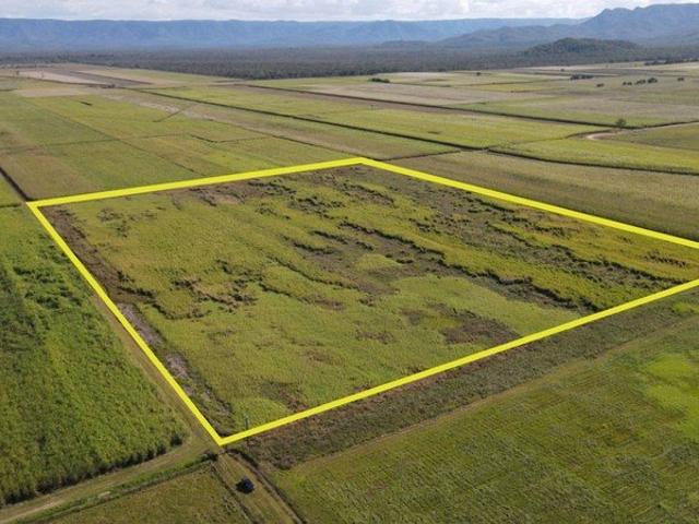 RURAL PROPERTY 20 MINUTES FROM INGHAM!