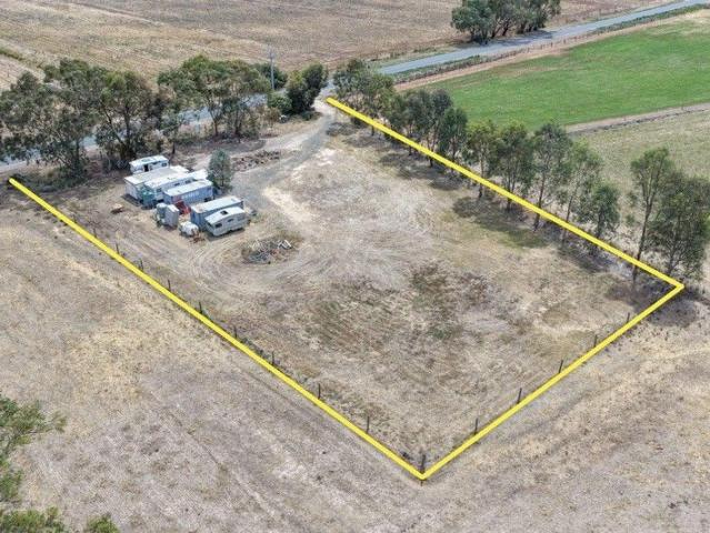 Rural Residential Opportunity Close to Gunbower Creek