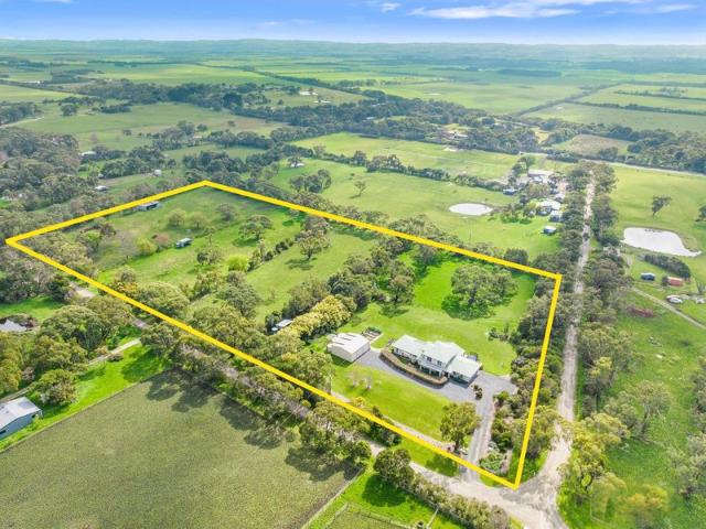 Rural Retreat on 9.7 Acres