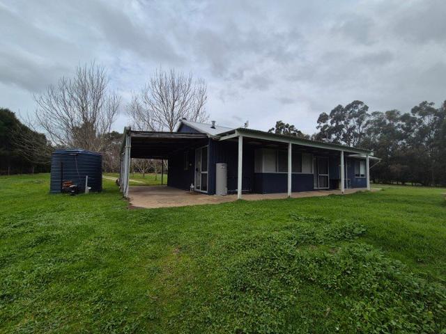 Rural Retreat