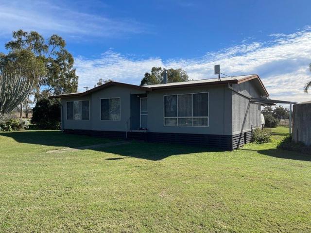Rural Setting with Fantastic Views