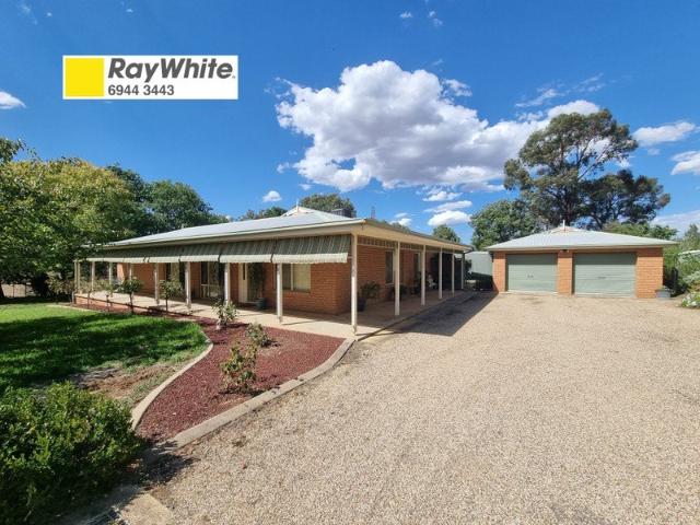 Rural space with the convenience of town living