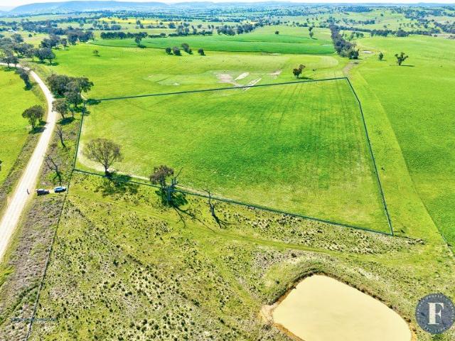 Rural Surrounds, Great Building Block, Willing Vendor!