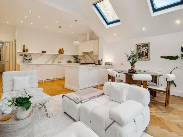 Rusthall Avenue, London W4, 4 bed terraced house to rent, £7,000 pcm | PrimeLocation