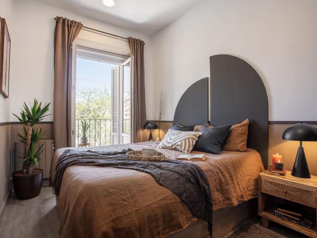 Rustic 2 Bedroom Flat with Desert Inspired Design and Private Office in Justicia, Madrid Amsterdam Apartments for Rent