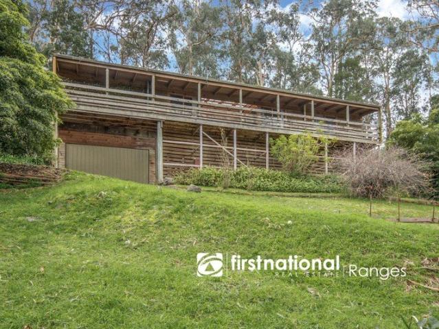 Rustic Country Charm in the Heart of Town