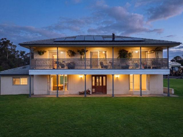 Rustic Country Living with Space, Self Sufficiency & Endless Possibility