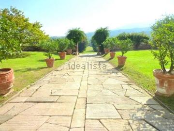 Piazzale Giuseppe Verdi, Lucca, Lucca Toscana, Toscana