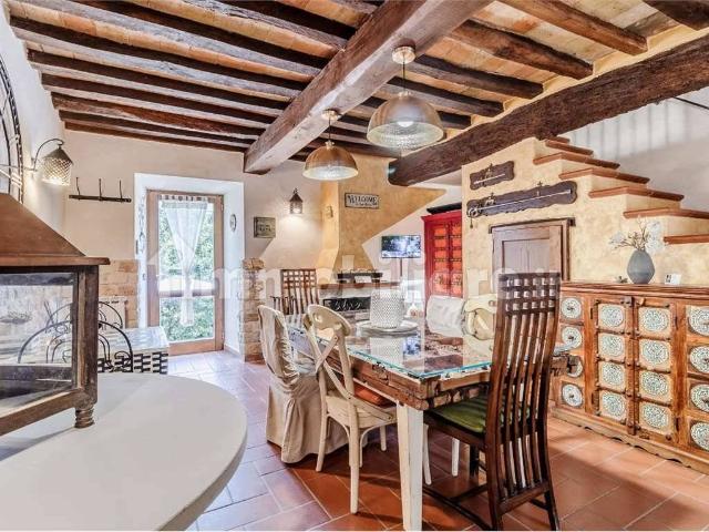 Rustico, ottimo stato, 150 m², Ponterio, Todi