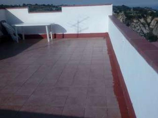 Rustico arredato con terrazzo Stignano