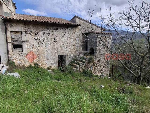 Casa indipendente in vendita a Campoli Appennino FR