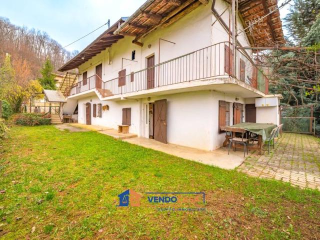 Villa in vendita a Caraglio CN