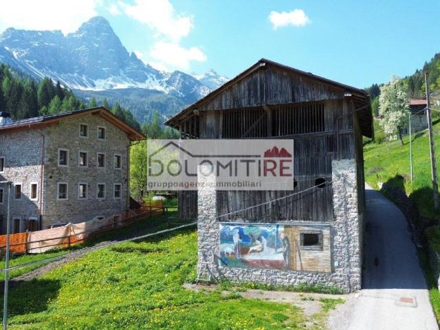 Palazzo / Stabile in vendita a Cibiana di Cadore BL