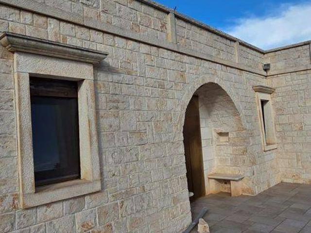 Villa in vendita a Cisternino BR