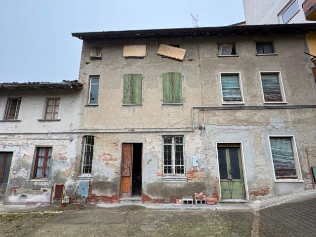 Casa indipendente in vendita a Guardamiglio LO