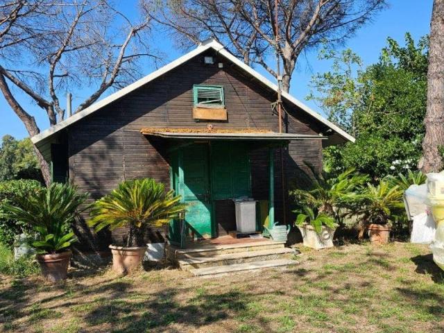 Villa in vendita a Latina LT