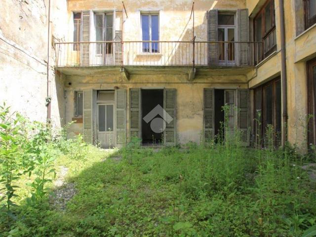 Casa indipendente in vendita a La Valletta Brianza LC