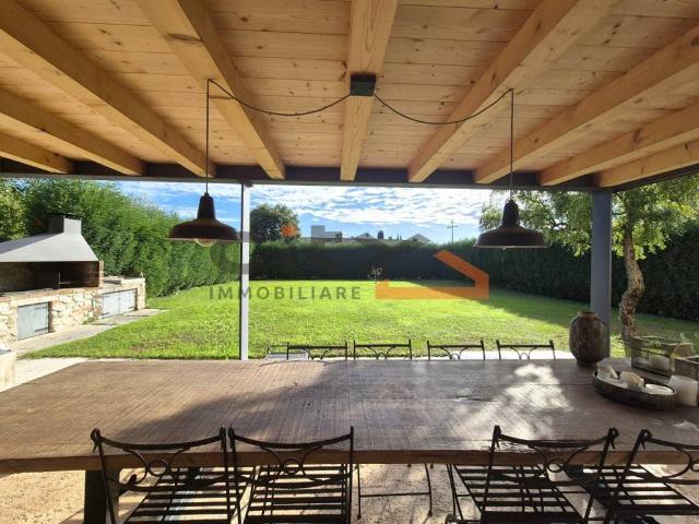 Casa indipendente in vendita a Pieve del Grappa TV