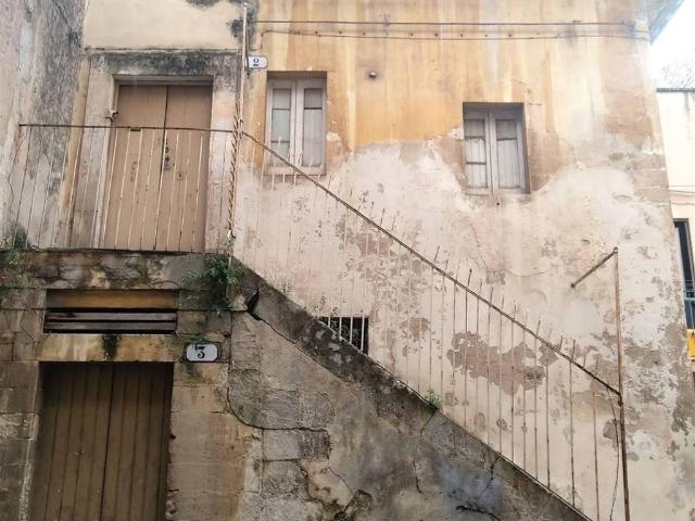 Casa indipendente in vendita a Ragusa RG
