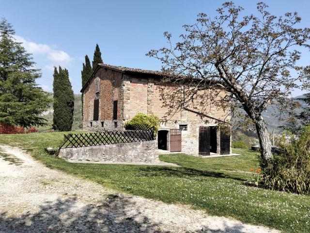 Villa in vendita a Vergato BO