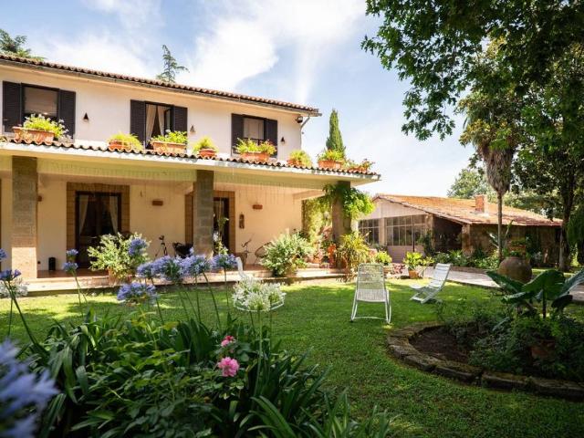 Villa in vendita a Viterbo VT