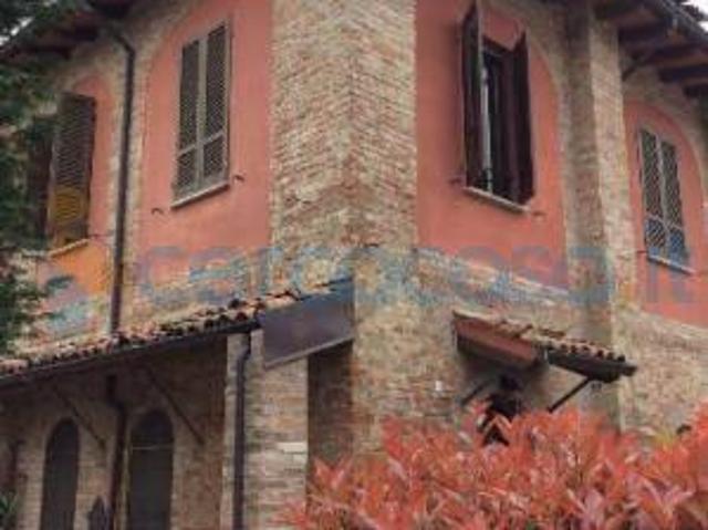 Rustico casale in affitto a Piacenza