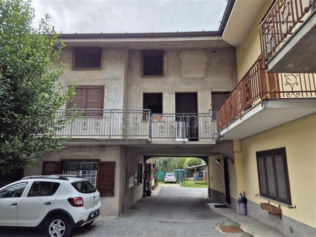Casa di 95 mq a Centro Figino Serenza