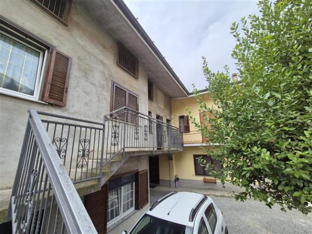 Casa di 95 mq a Centro Figino Serenza