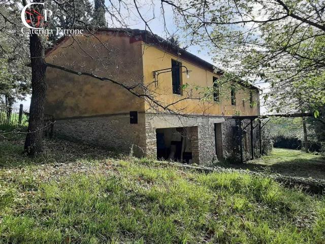 Rustico quadrilocale 864mq