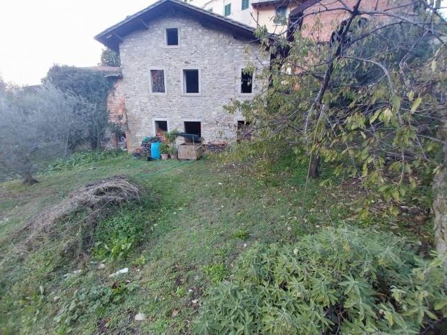 Rustico quadrilocale 120mq