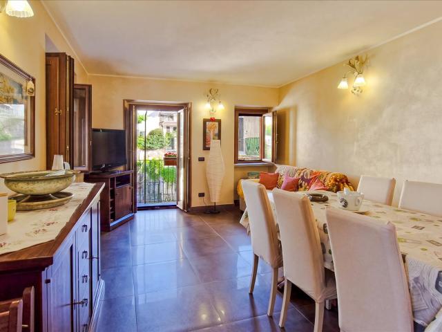 Rustico ristrutturato in vendita sulle colline di Stresa 110m² Stresa