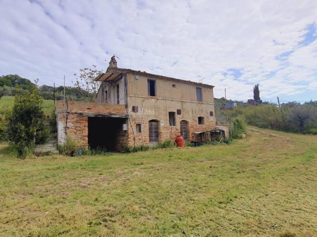 Rustico 6 vani 180mq