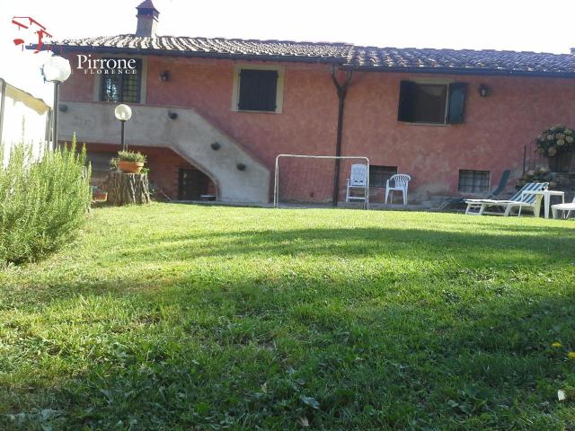 Rustico 7 vani 280mq