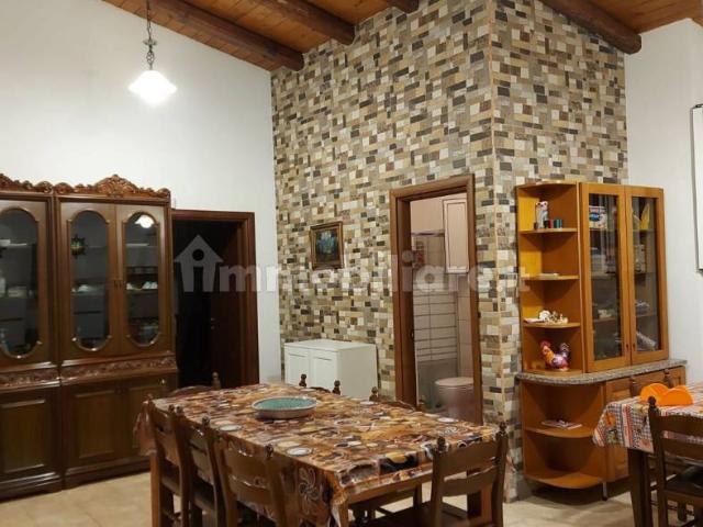 Rustico 80 m², Centro, Ragusa
