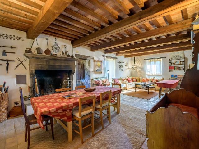 Rustico/Casale/Corte in vendita a Belforte all'Isauro 340m² Belforte all'Isauro