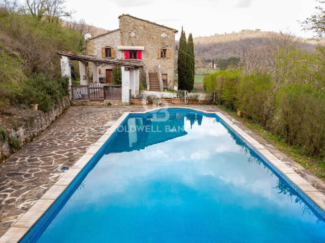 Rustico/Casale/Corte in vendita a Cortona, Pierle 235m² Cortona