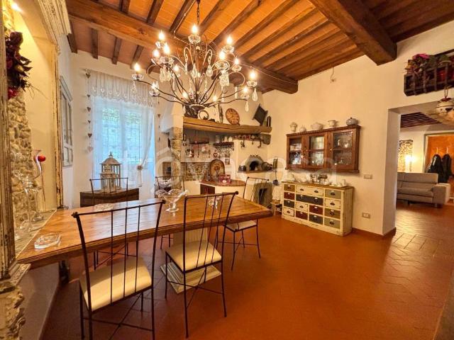Casa indipendente in vendita a Prato, San Giorgio a Colonica