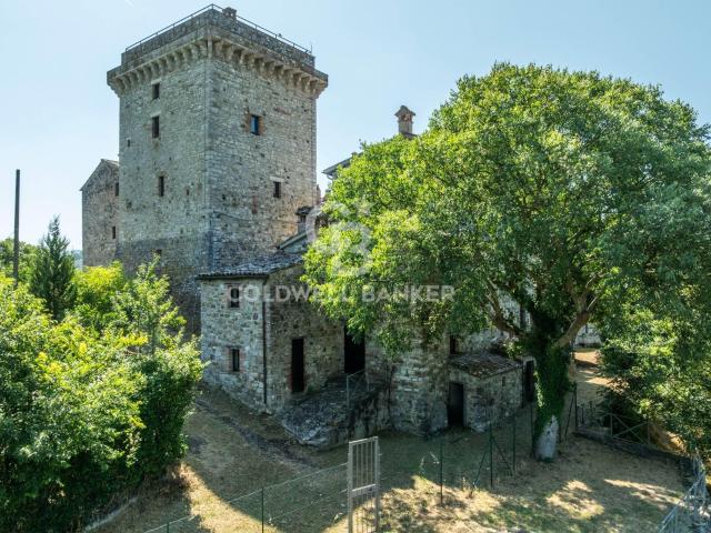Rustico/Casale/Corte in vendita a Todi 400m² Todi