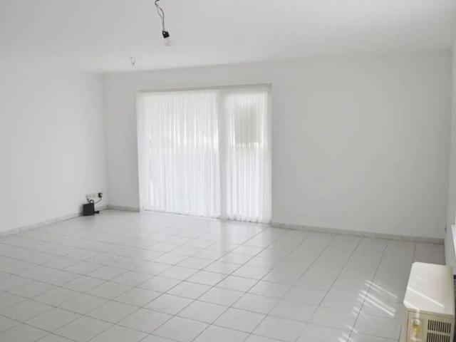 Rustig gelegen gelijkvloers appartement te huur in Oudenburg