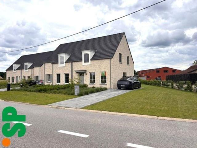 Rustig gelegen moderne BEN woning