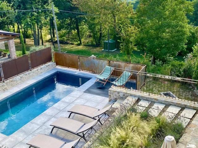 Rustikales Steinhaus mit Pool im Herzen der Alta Langa 180m² Dogliani