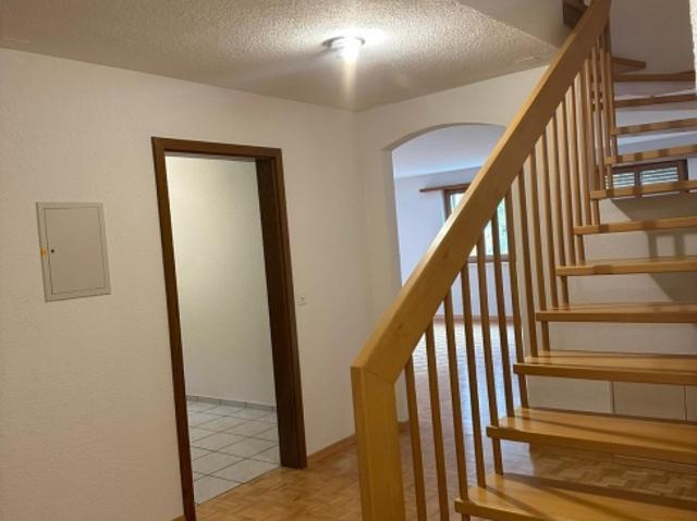 Rustikalische Maisonet Wohnung mit Chemineé. Ein Besuch lohnt sich