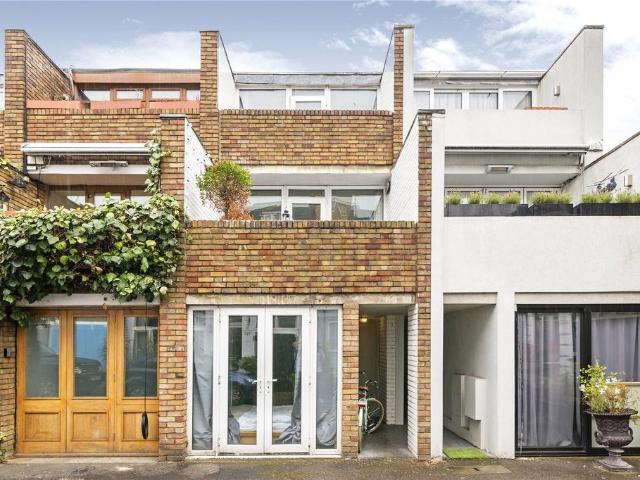 Ruston Mews, London, W11 3 bed mews to rent £4,250 pcm £981 pw