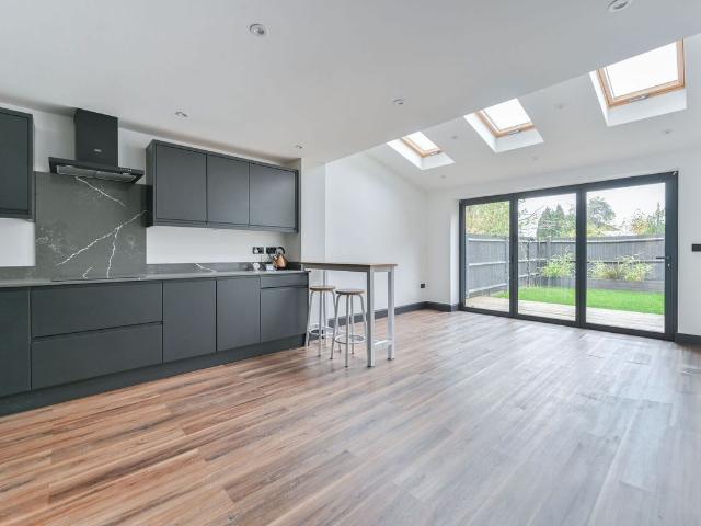 Ruston Road, Woolwich, London SE18, 4 bed terraced house to rent, £2,995 pcm | PrimeLocation