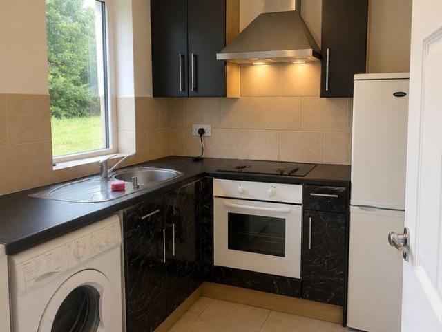 Ruston Road, Woolwich SE18, 1 bed flat to rent, £1,550 pcm | PrimeLocation