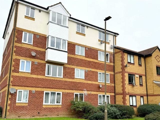 Ruston Road, London SE18, 1 bed flat to rent, £1,400 pcm | PrimeLocation