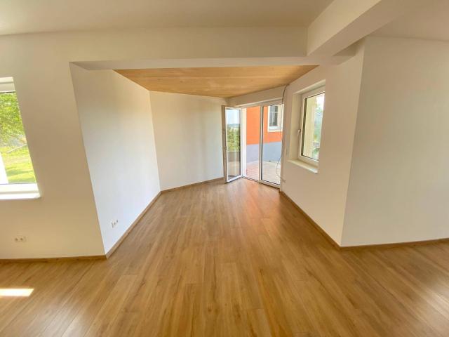 RÜSTORF ERSTBEZUG 3 ZIMMER GROSSE TERRASSE